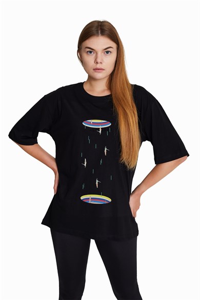 AlmicrabOversize T-shirtsOversize Black Hole Colorful Tişört