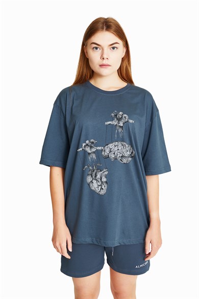 AlmicrabOversize T-shirtsOversize Brain & Heart Tişört